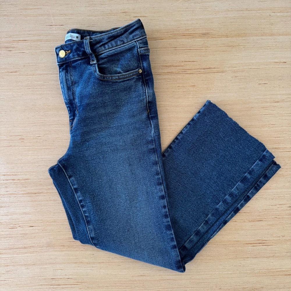 Zara High Rise Deep Blue Ankle Jeans Size 4